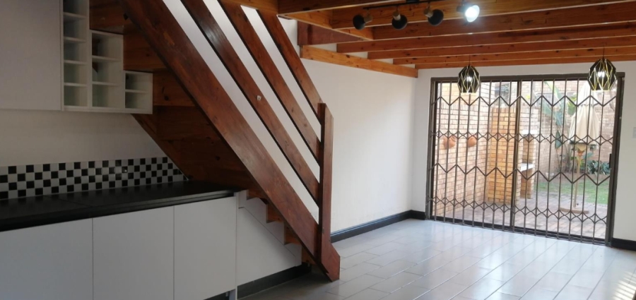 To Let 2 Bedroom Property for Rent in North Riding Gauteng