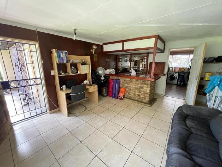 3 Bedroom Property for Sale in Albertsdal Gauteng