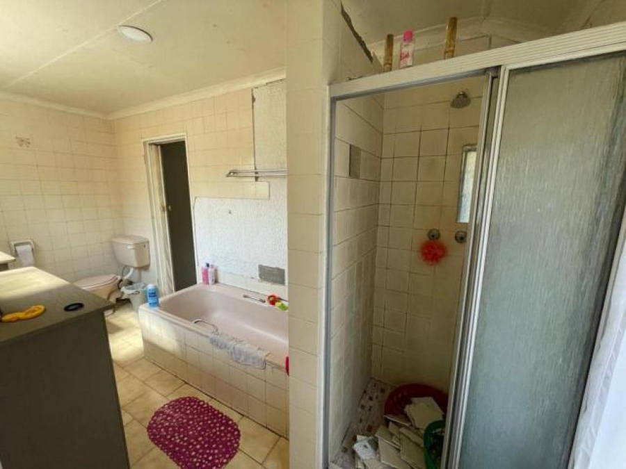 3 Bedroom Property for Sale in Albertsdal Gauteng