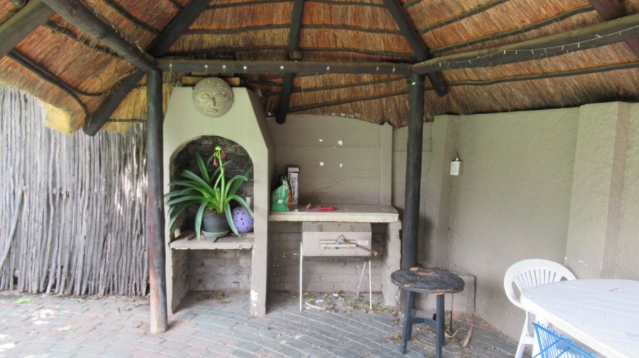 3 Bedroom Property for Sale in Albertsdal Gauteng