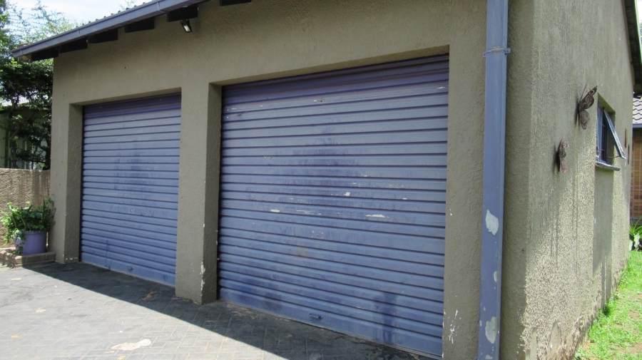 3 Bedroom Property for Sale in Albertsdal Gauteng
