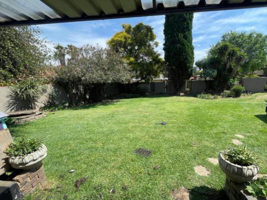 3 Bedroom Property for Sale in Albertsdal Gauteng