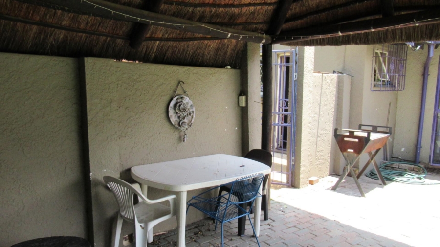 3 Bedroom Property for Sale in Albertsdal Gauteng
