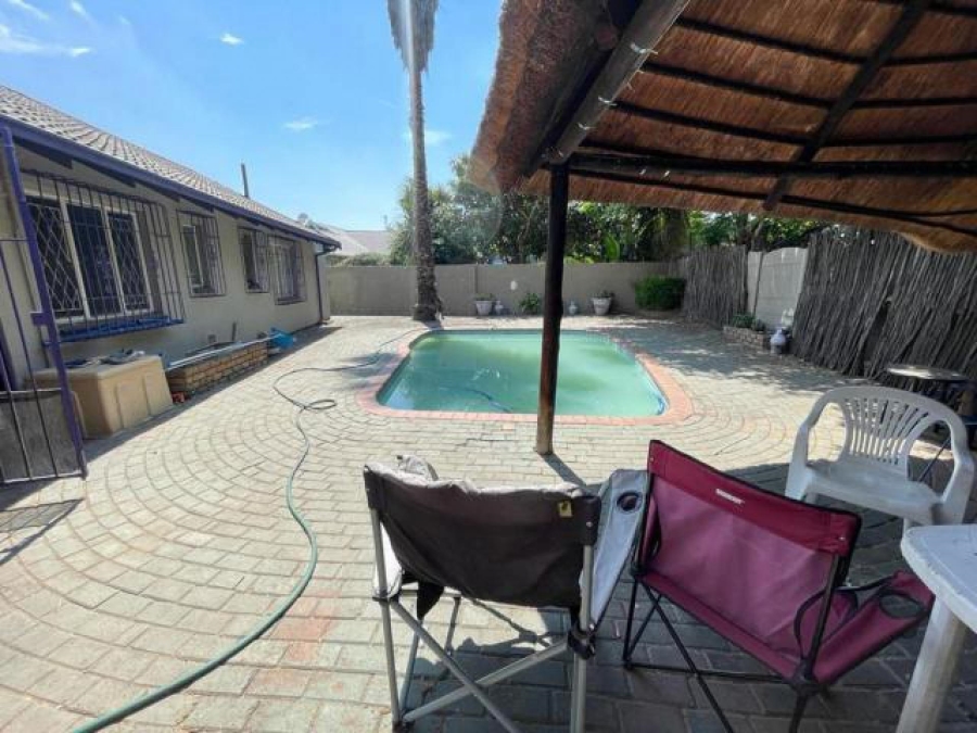 3 Bedroom Property for Sale in Albertsdal Gauteng