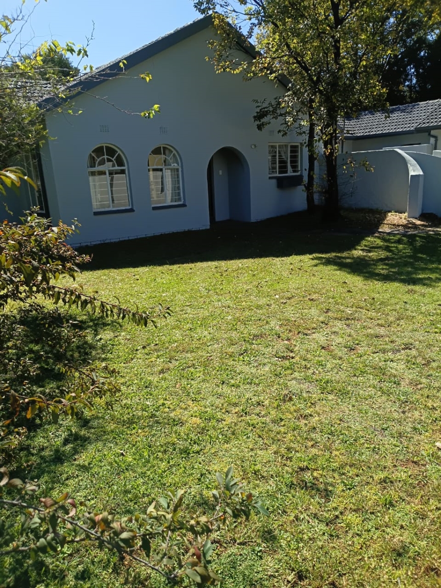 To Let 3 Bedroom Property for Rent in Gallo Manor Gauteng