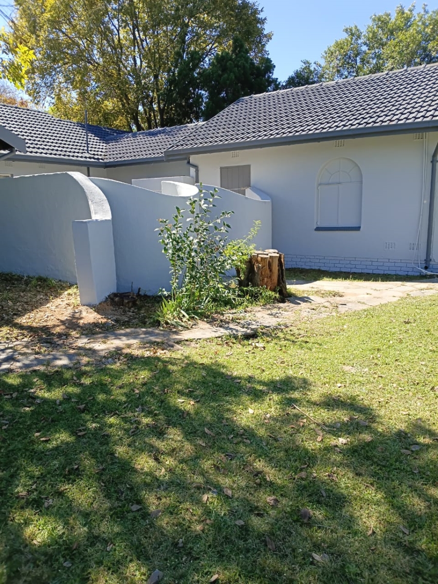 To Let 3 Bedroom Property for Rent in Gallo Manor Gauteng