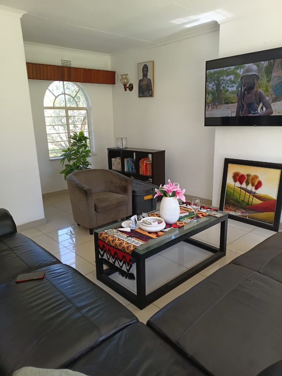 To Let 3 Bedroom Property for Rent in Gallo Manor Gauteng