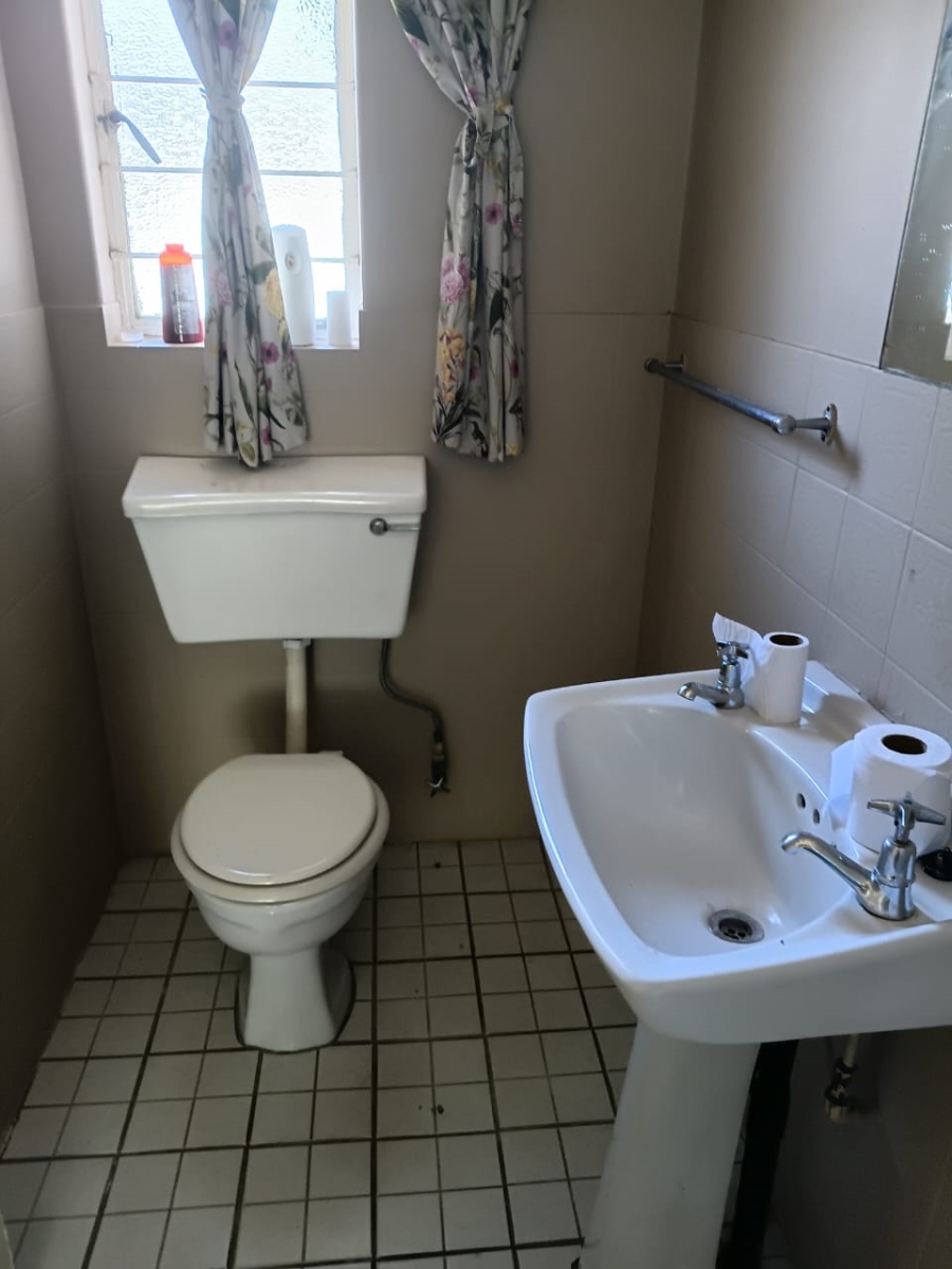 To Let 3 Bedroom Property for Rent in Gallo Manor Gauteng