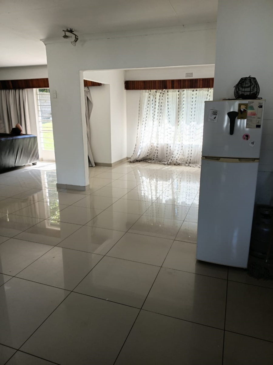 To Let 3 Bedroom Property for Rent in Gallo Manor Gauteng