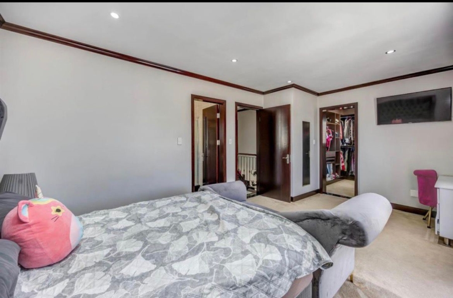 3 Bedroom Property for Sale in Fourways Gauteng