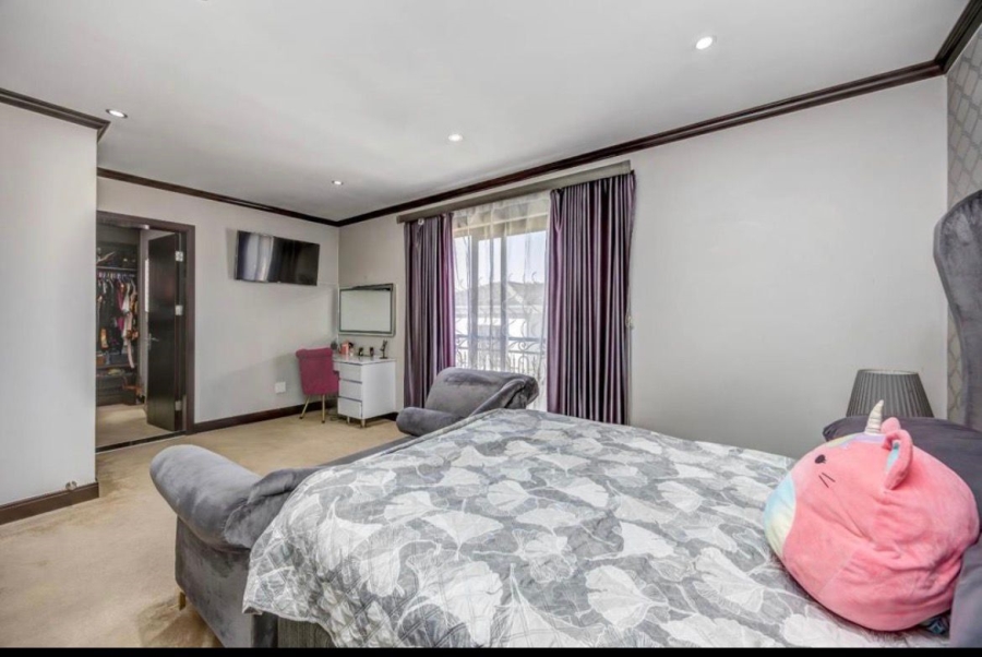 To Let 3 Bedroom Property for Rent in Fourways Gauteng