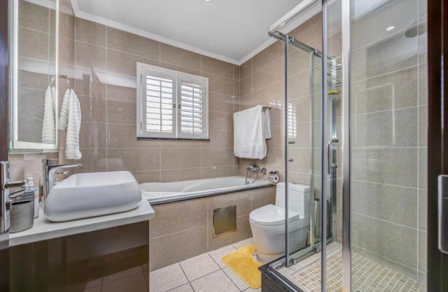 To Let 3 Bedroom Property for Rent in Fourways Gauteng