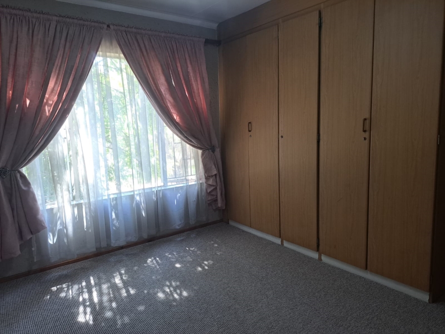 3 Bedroom Property for Sale in Hennopspark Gauteng
