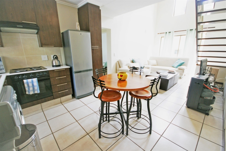 1 Bedroom Property for Sale in Bryanston Gauteng