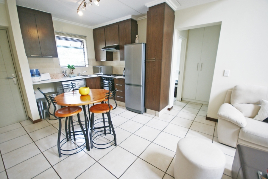 1 Bedroom Property for Sale in Bryanston Gauteng