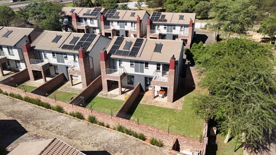 2 Bedroom Property for Sale in Doornpoort Gauteng