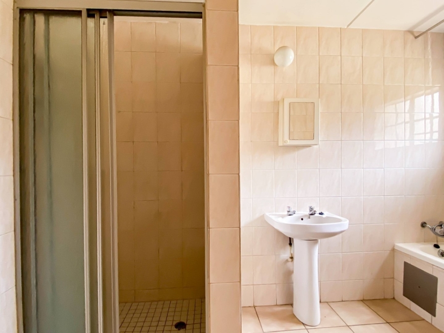 To Let 2 Bedroom Property for Rent in Magalieskruin Gauteng