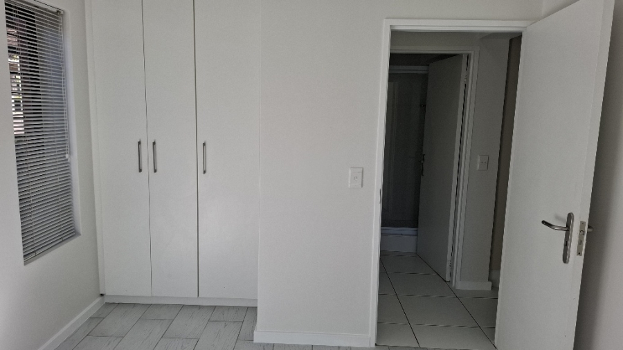 To Let 1 Bedroom Property for Rent in Fourways Gauteng