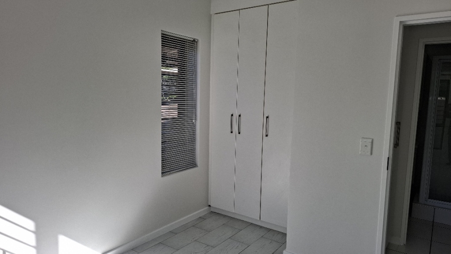 To Let 1 Bedroom Property for Rent in Fourways Gauteng