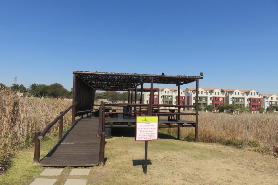 To Let 1 Bedroom Property for Rent in Fourways Gauteng
