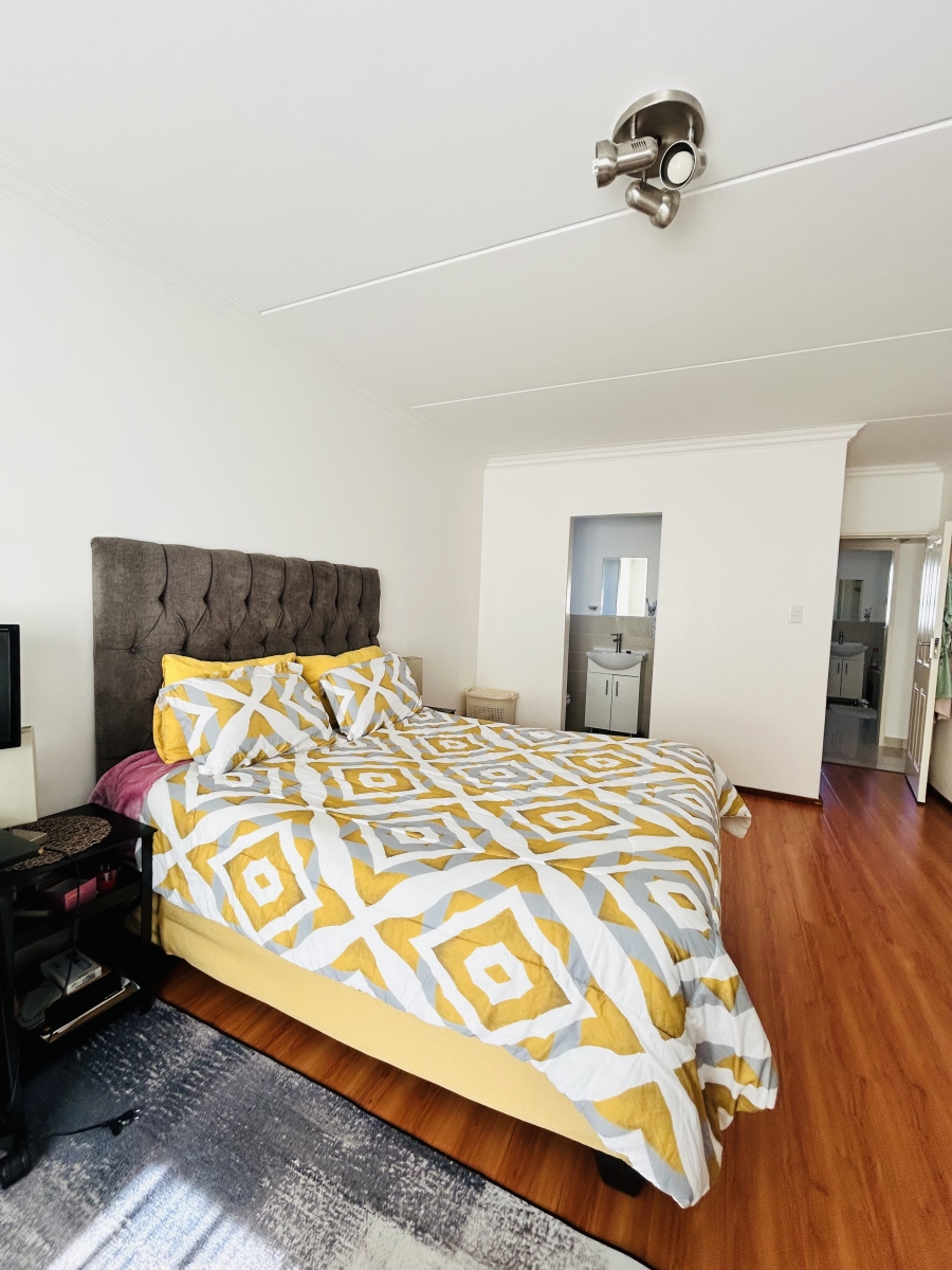 2 Bedroom Property for Sale in Fairlead Gauteng