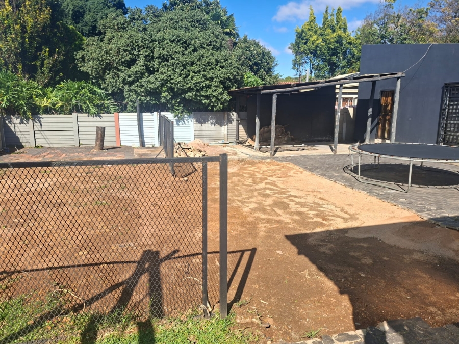 6 Bedroom Property for Sale in Silverton Gauteng