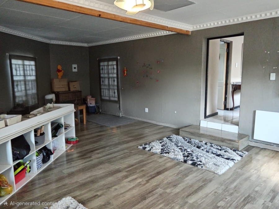 6 Bedroom Property for Sale in Silverton Gauteng