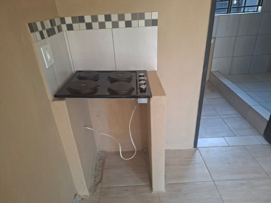 6 Bedroom Property for Sale in Silverton Gauteng