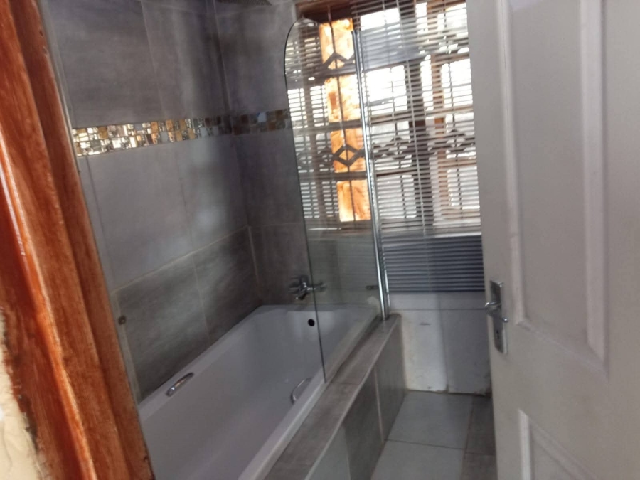 3 Bedroom Property for Sale in Soshanguve T Gauteng