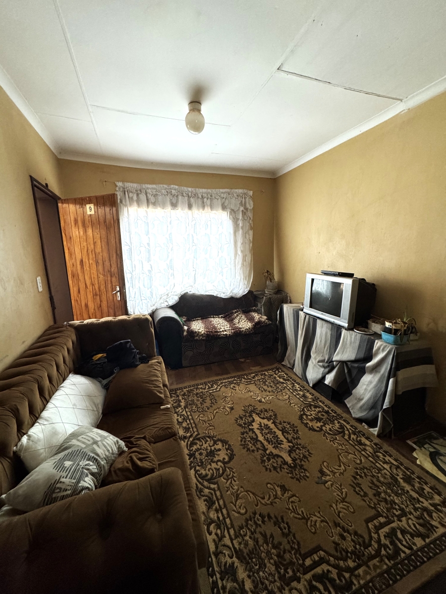 2 Bedroom Property for Sale in Ratanda Gauteng
