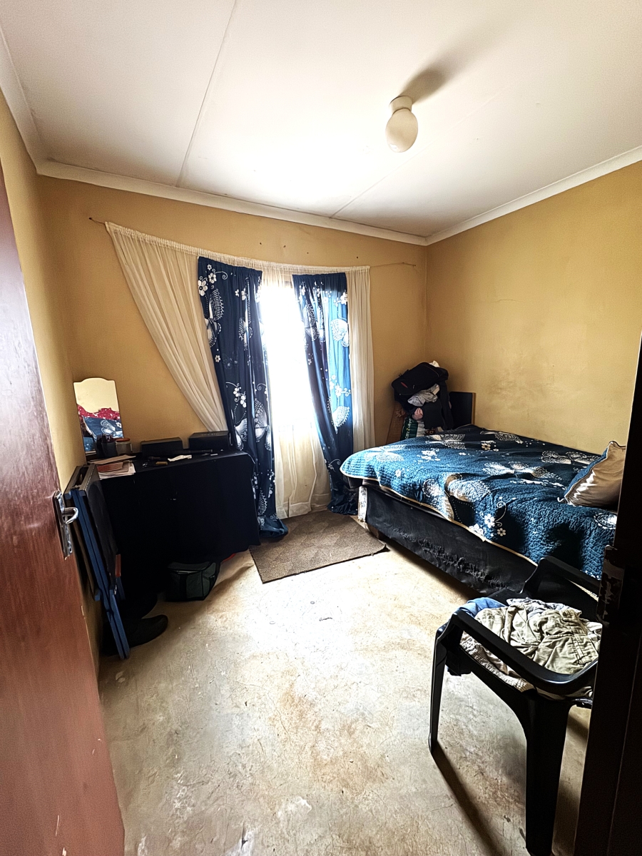 2 Bedroom Property for Sale in Ratanda Gauteng