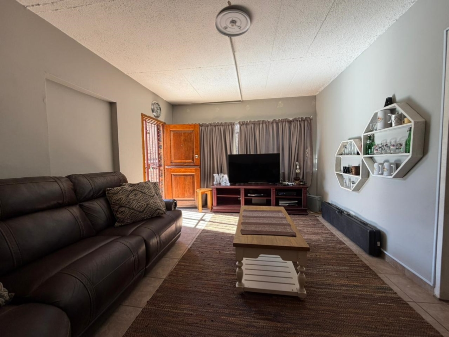 To Let 2 Bedroom Property for Rent in Newlands Gauteng