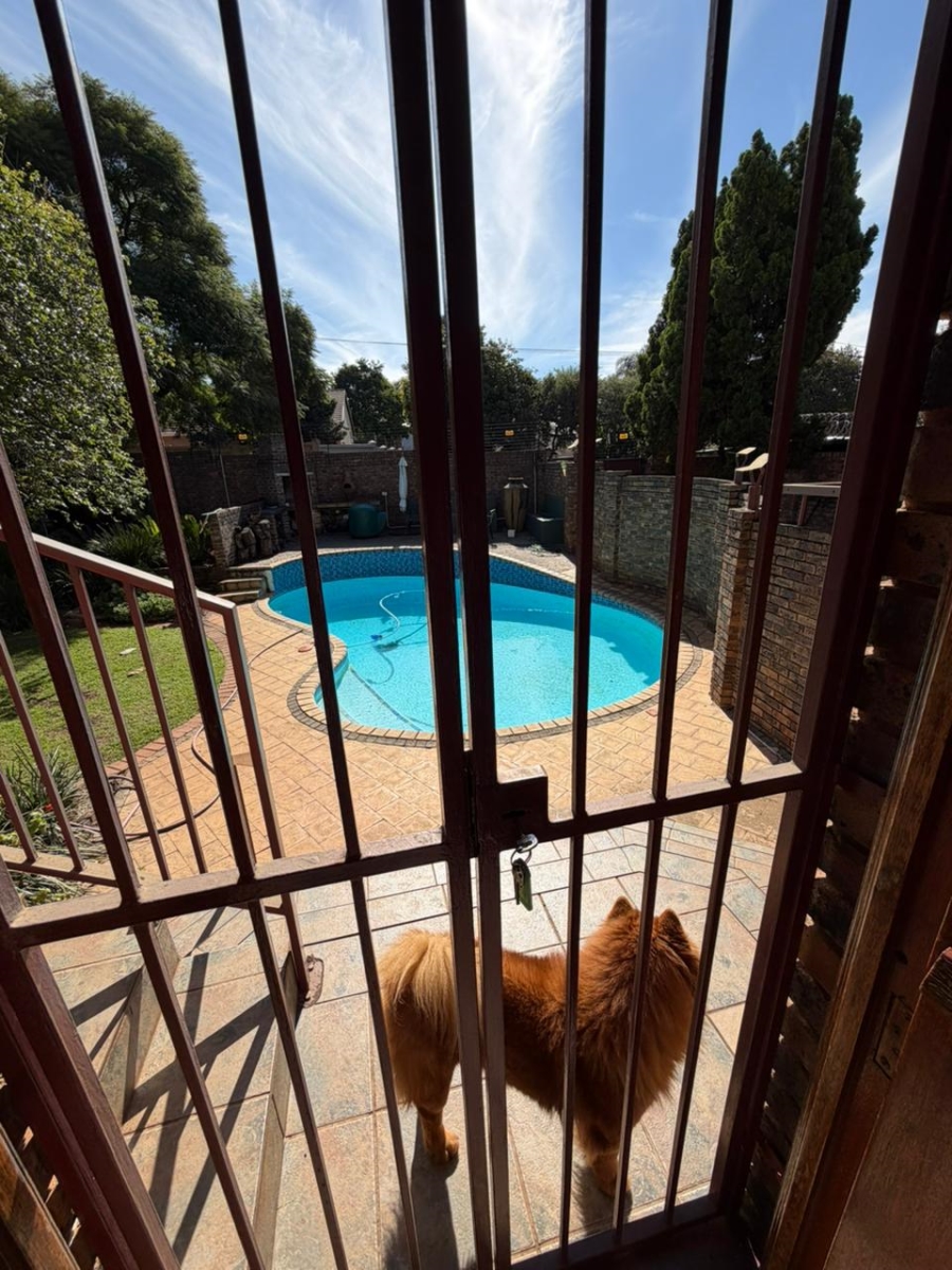 To Let 2 Bedroom Property for Rent in Newlands Gauteng