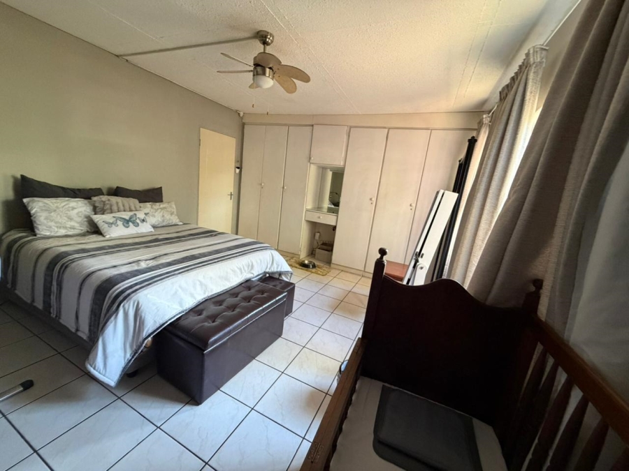 To Let 2 Bedroom Property for Rent in Newlands Gauteng