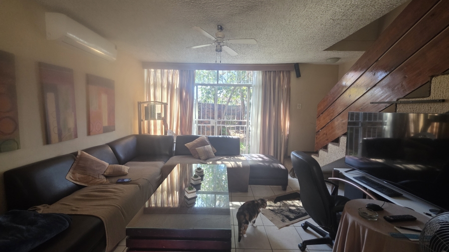 2 Bedroom Property for Sale in Garsfontein Gauteng