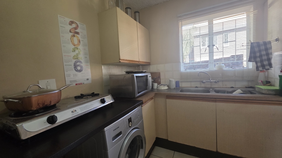 2 Bedroom Property for Sale in Garsfontein Gauteng