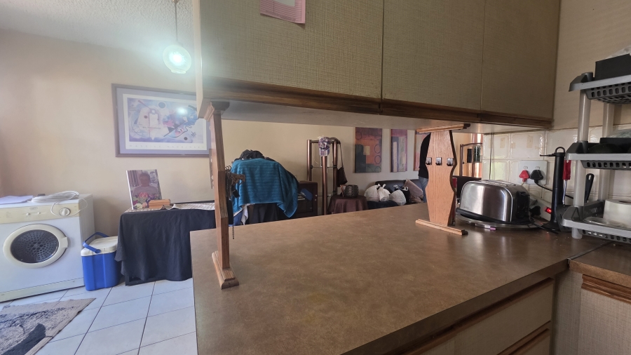 2 Bedroom Property for Sale in Garsfontein Gauteng