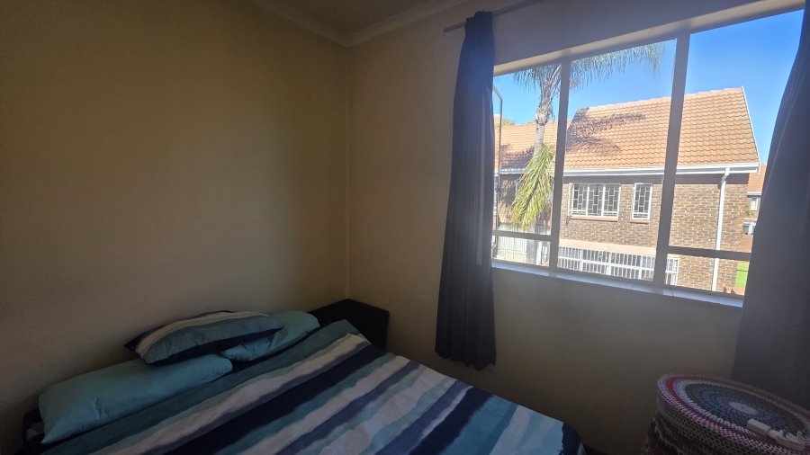 2 Bedroom Property for Sale in Garsfontein Gauteng
