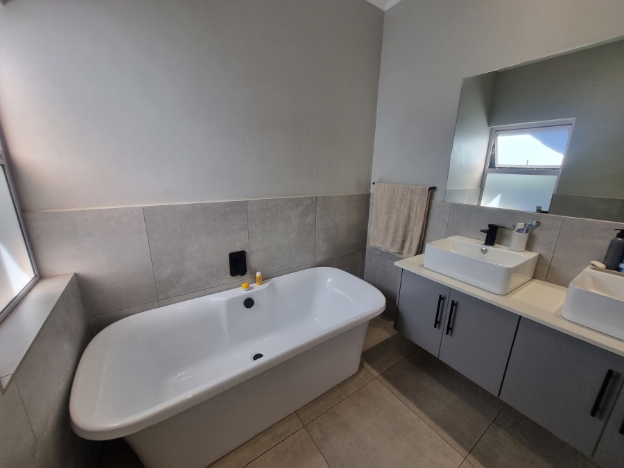 To Let 2 Bedroom Property for Rent in Brooklyn Gauteng