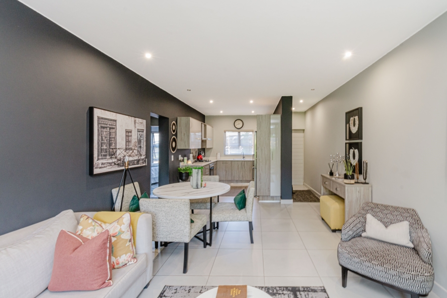 2 Bedroom Property for Sale in Broadacres Gauteng
