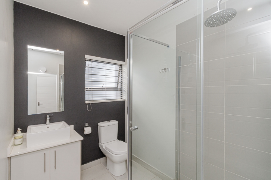2 Bedroom Property for Sale in Broadacres Gauteng