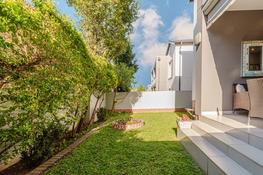 2 Bedroom Property for Sale in Broadacres Gauteng