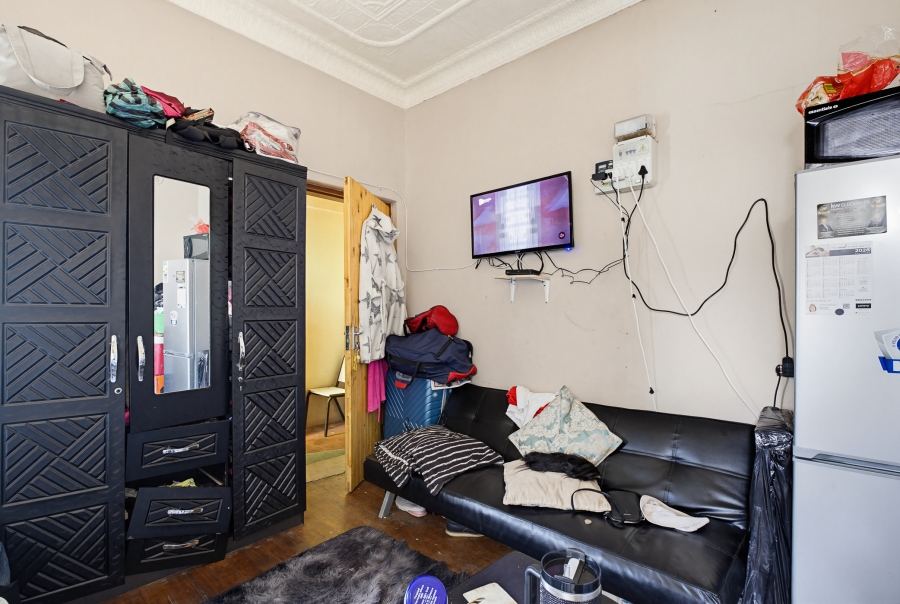 9 Bedroom Property for Sale in Wannenburghoogte Gauteng