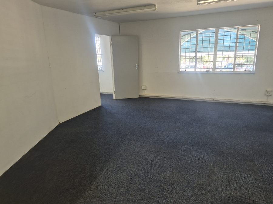 To Let Commercial Property for Rent in Sunnyrock Gauteng