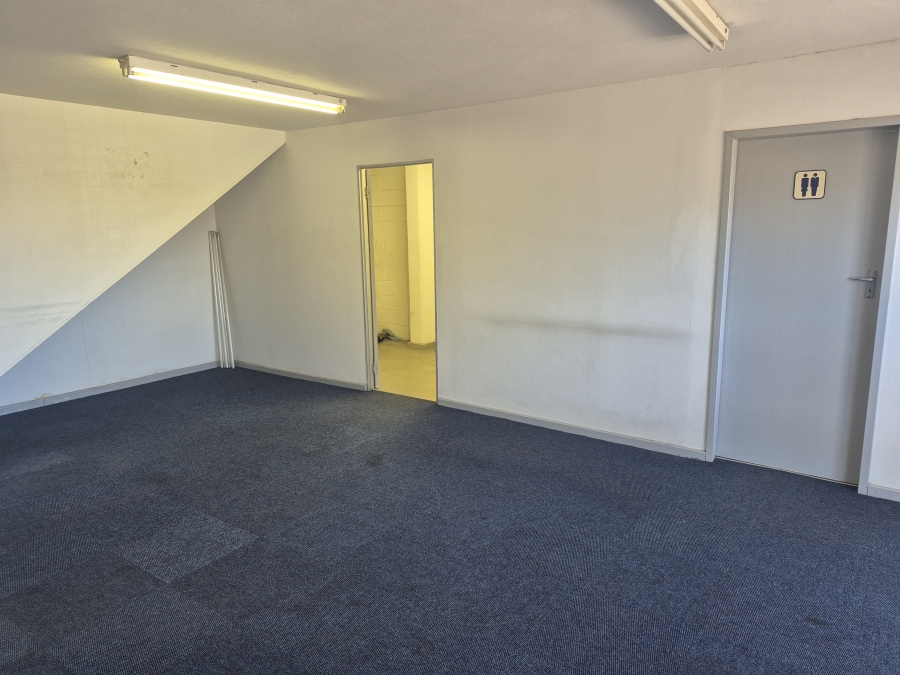 To Let Commercial Property for Rent in Sunnyrock Gauteng