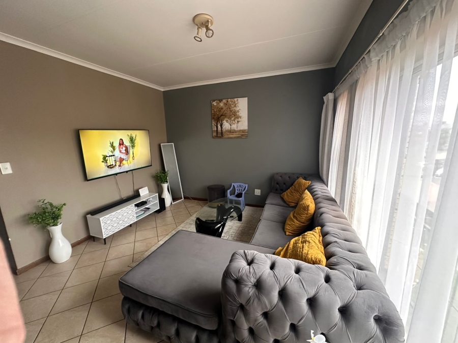 2 Bedroom Property for Sale in The Orchards Gauteng