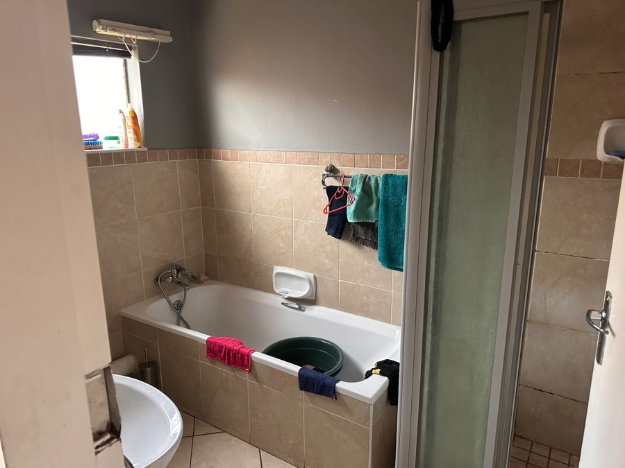 2 Bedroom Property for Sale in The Orchards Gauteng