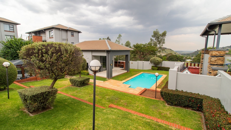 To Let 2 Bedroom Property for Rent in Oakdene Gauteng