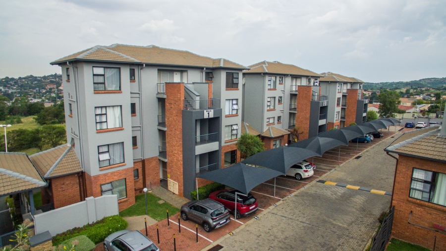 To Let 2 Bedroom Property for Rent in Oakdene Gauteng