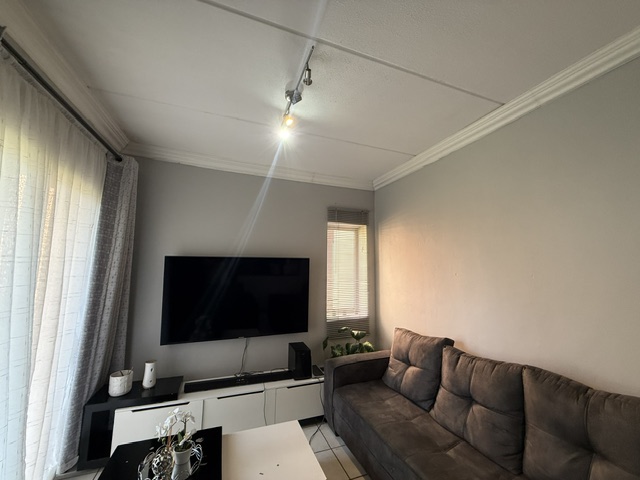 2 Bedroom Property for Sale in Kempton Park Central Gauteng